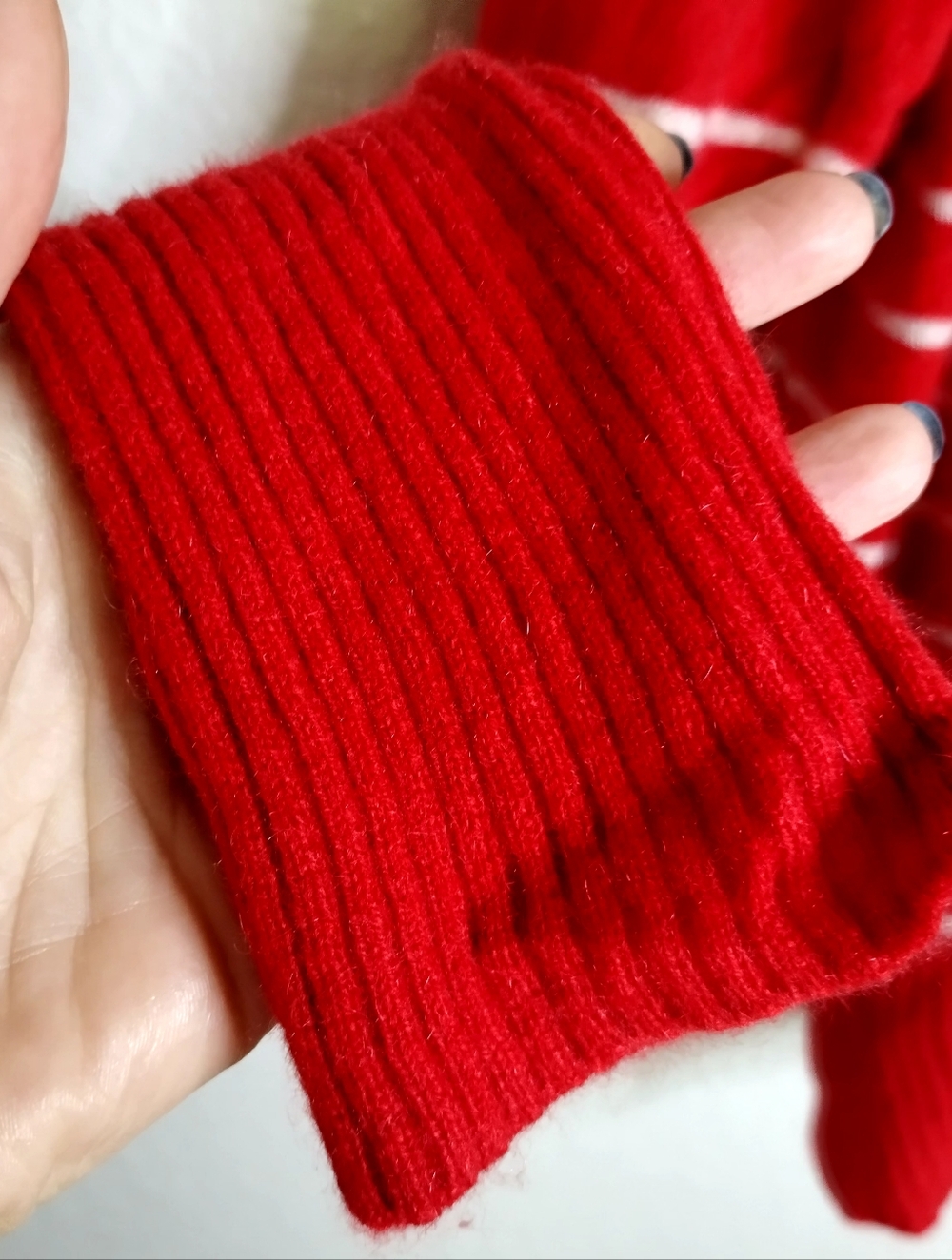 Vineyard Vines Red Lofty Cashmere V Neck Striped Sweater Sz L - Picture 4 of 8